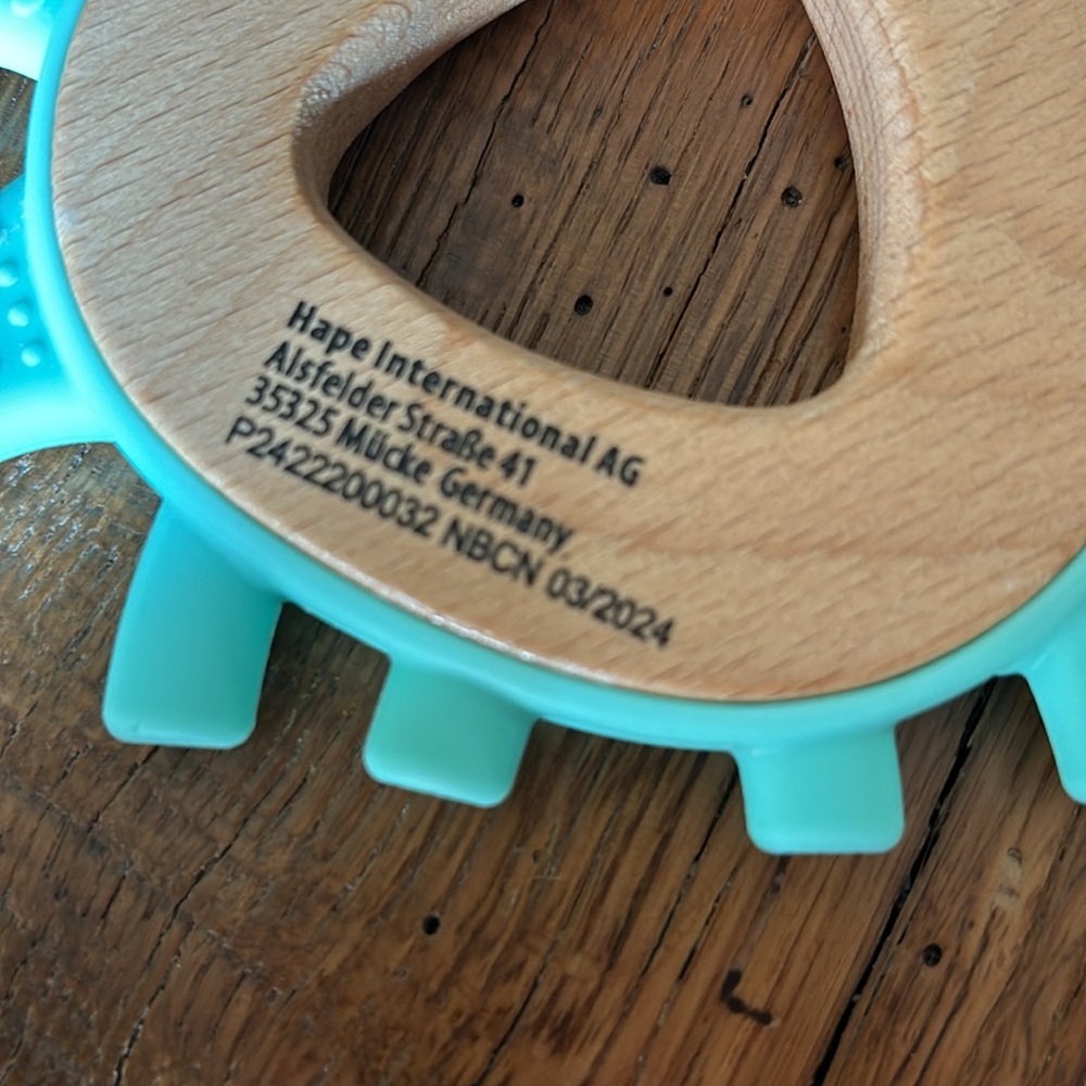 Hape Teether bundle - Picture 5 of 6